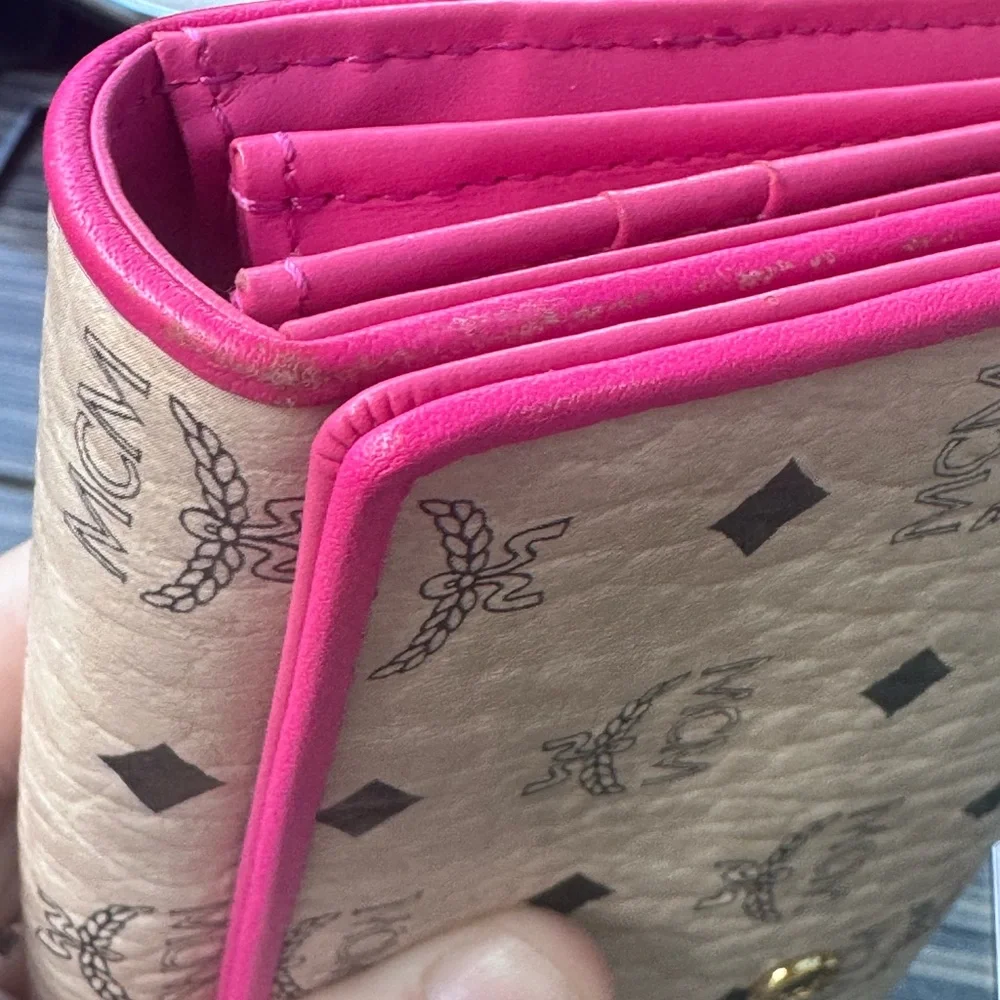 MCM stunning authentic